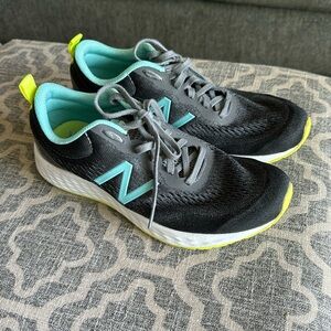 Women’s new balance size 9